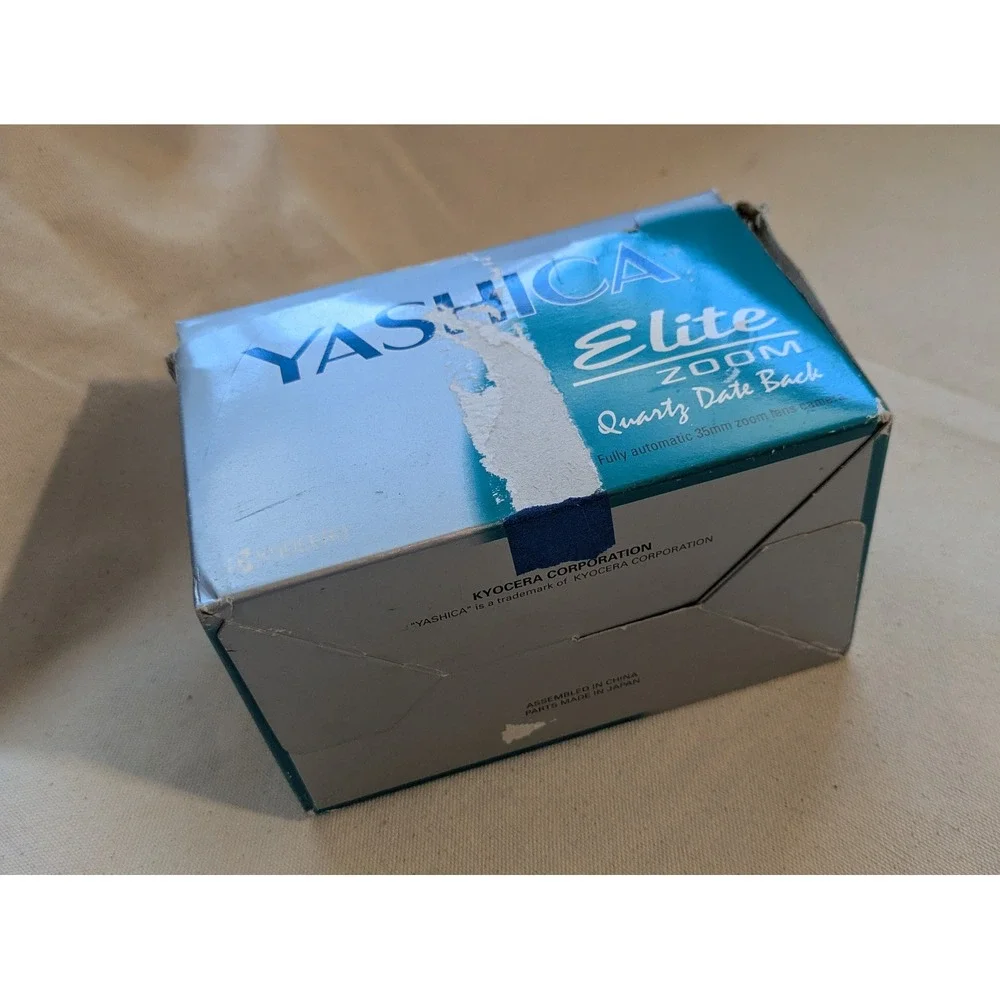 Yashica Elite Zoom 35mm Film Camera 38-65mm Lens Box PA-05 Working